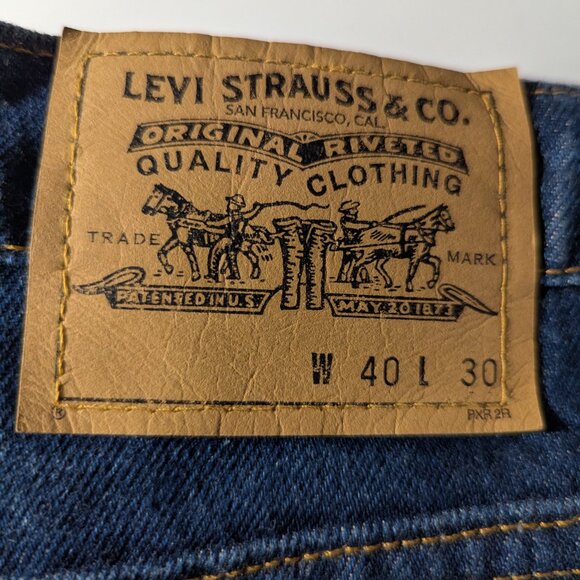 Levis made in the USA from the 902 601 relaxed fit white tag, dark wash - Picture 5 of 5